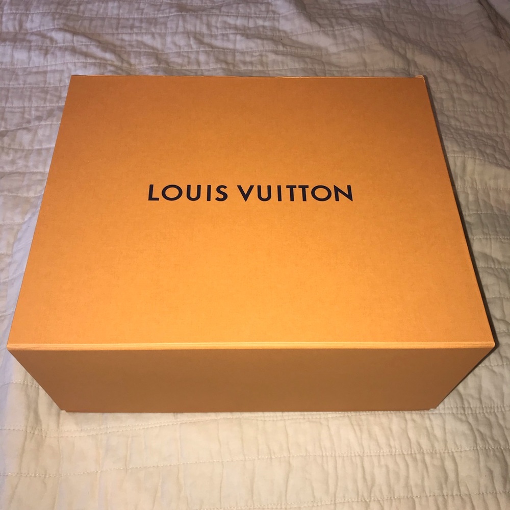 ❌SOLD❌ Louis Vuitton box large